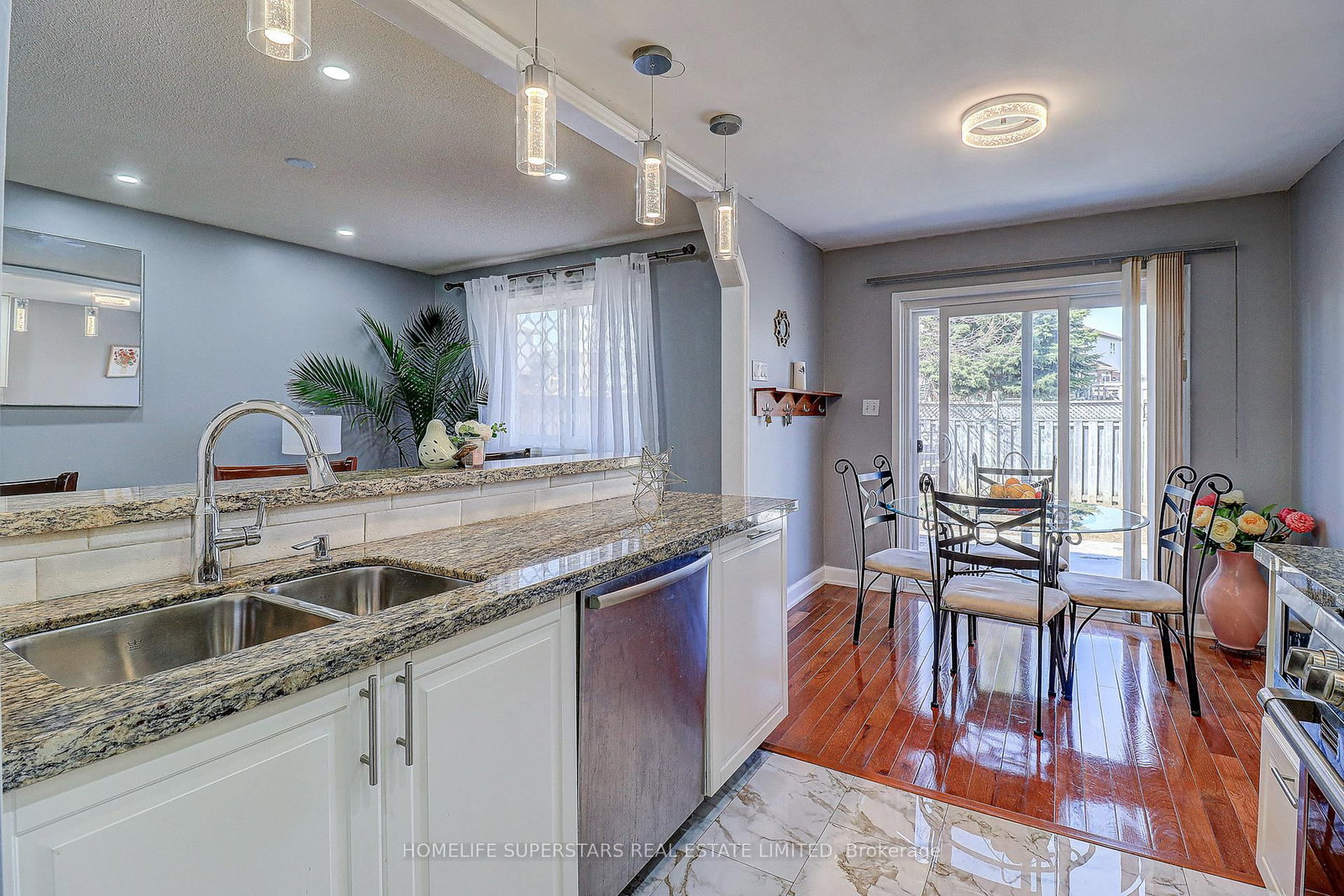 Detached House for sale at 191 Wessenger Drive, Barrie, Ontario, L4N 8N9 - Holly - MLS: S13017244