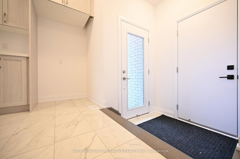 2 - 32 WINERY Way, Barrie, L9J 0Y3 | Image 2