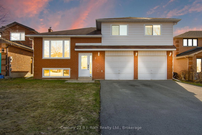 home for sale on 7 Carmichael Court