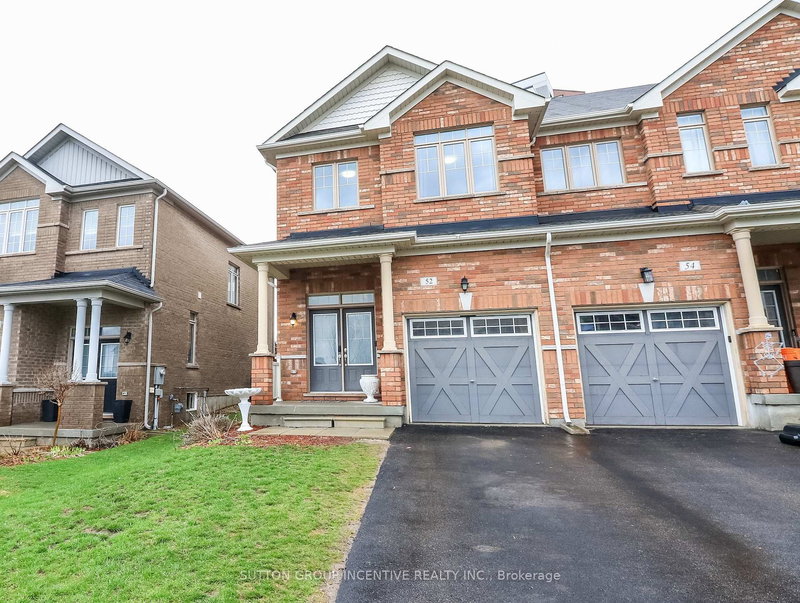 home for sale on 52 Snelgrove Crescent