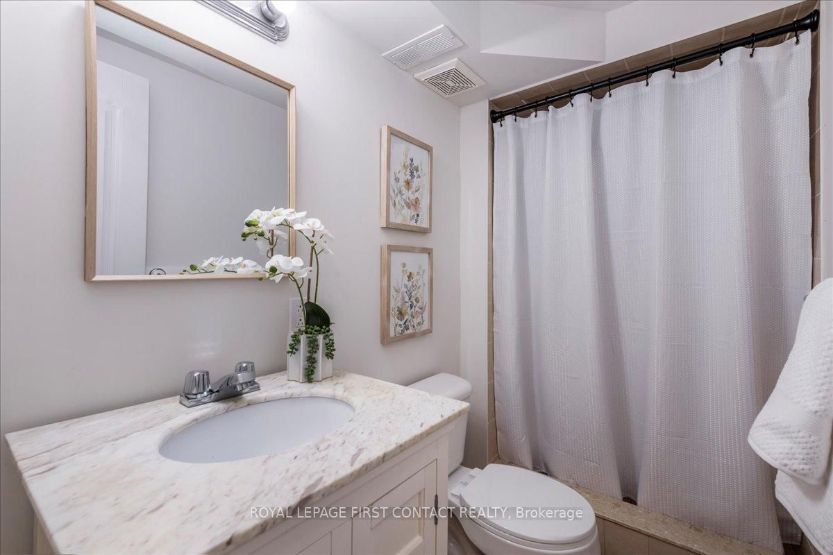 Detached House for sale at 32 Springhome Road, Barrie, Ontario, L4N 2W7 - Allandale Heights - MLS: S13018912