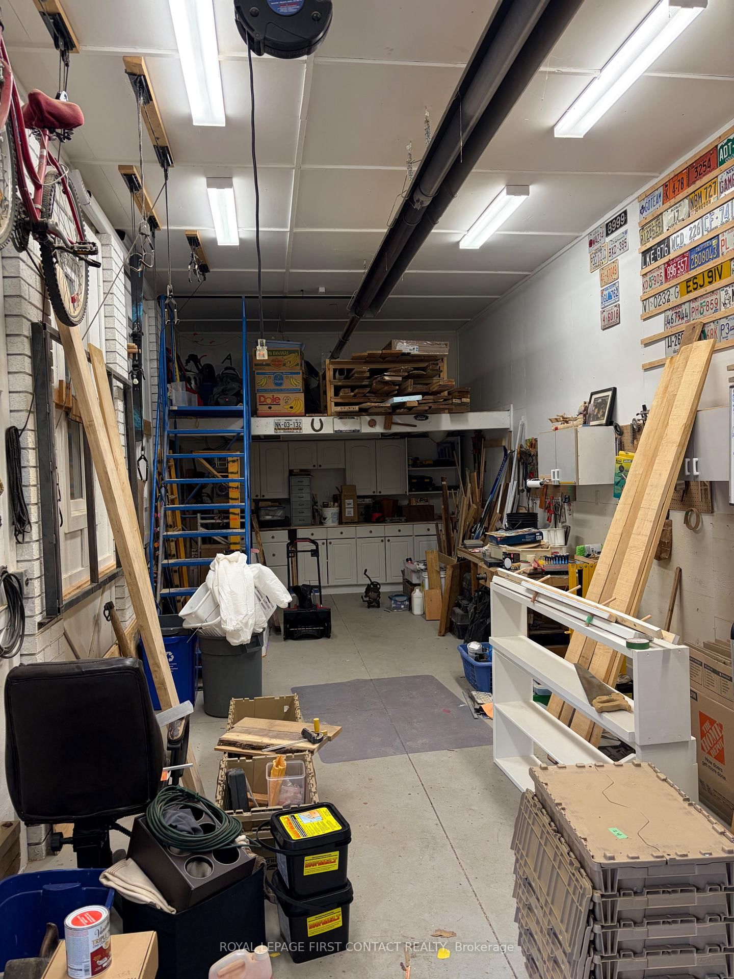 Detached House for sale at 32 Springhome Road, Barrie, Ontario, L4N 2W7 - Allandale Heights - MLS: S13018912