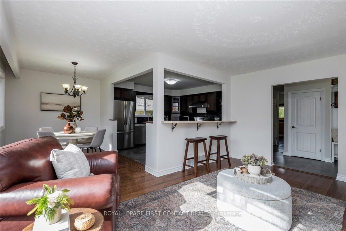 Detached House for sale at 32 Springhome Road, Barrie, Ontario, L4N 2W7 - Allandale Heights - MLS: S13018912