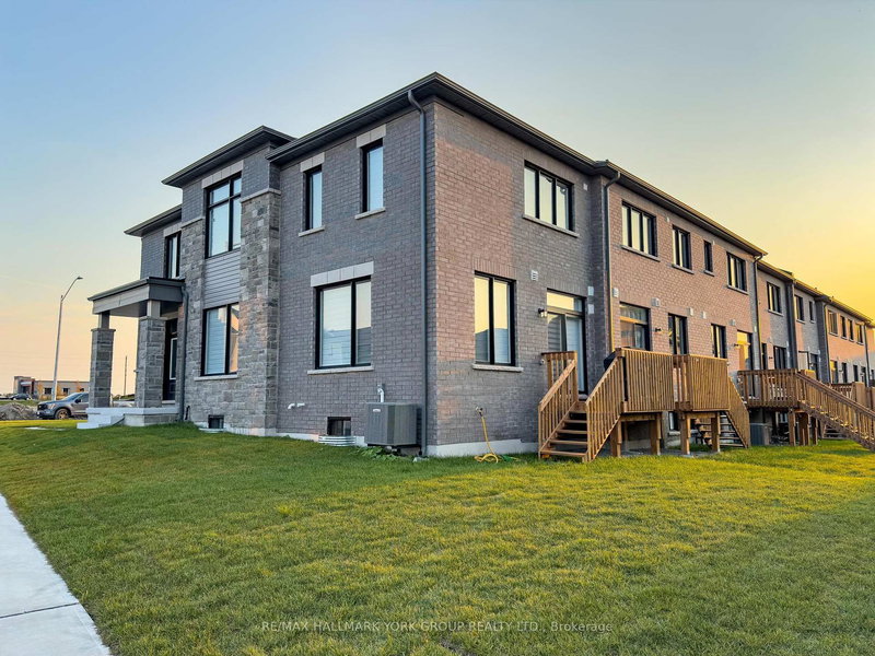 145 Fenchurch Manr, Barrie, L9J 0X1 | Image 3