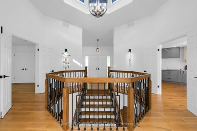 23 Country Club Lane • Oro-Medonte, ON photo 8