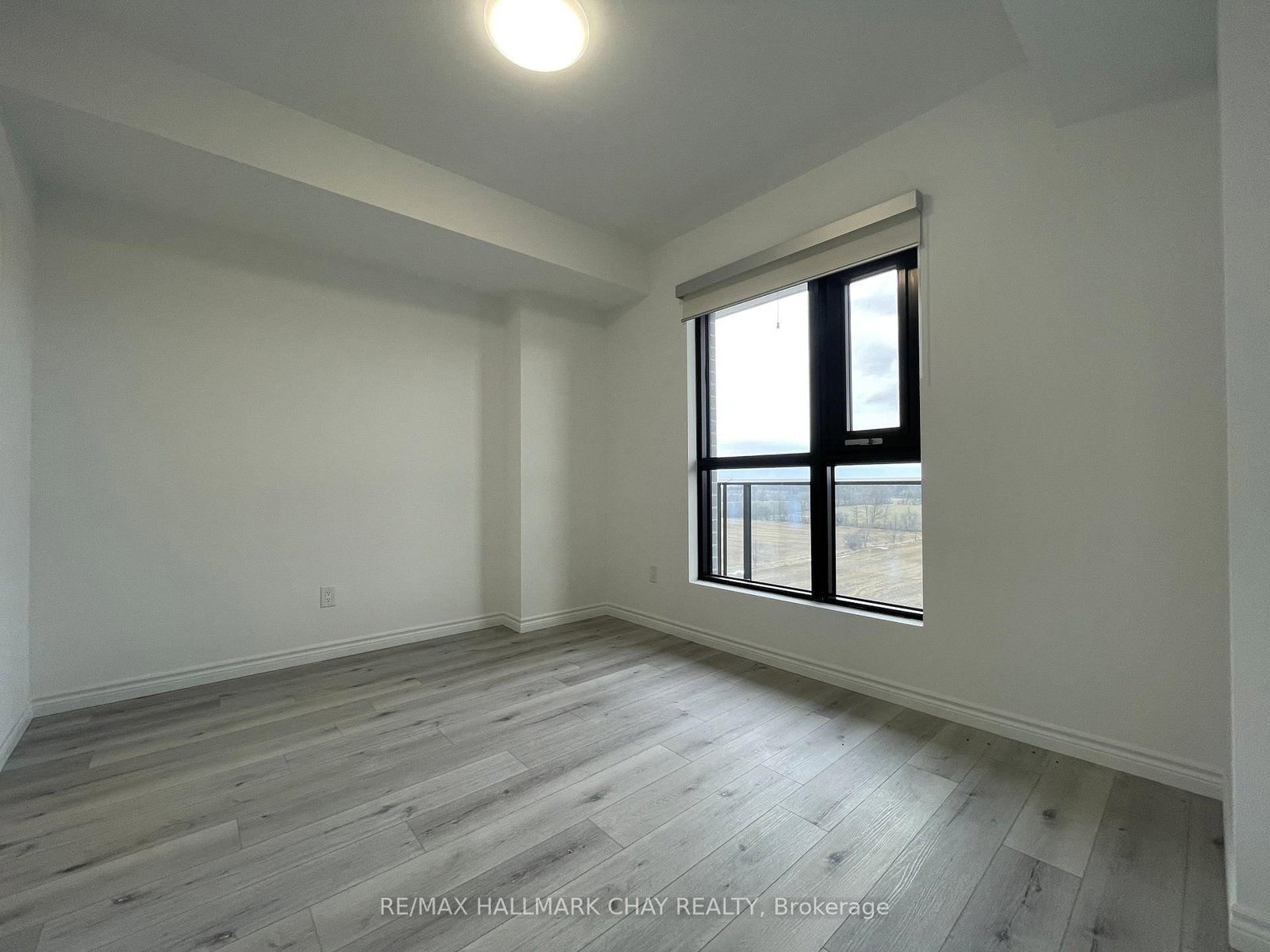 30 Hanmer Street W, Unit 501 - Photo 19