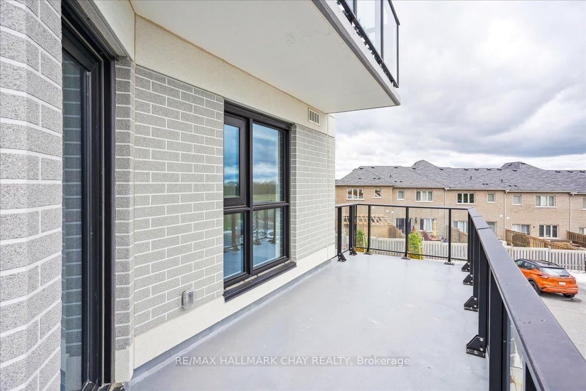 30 Hanmer Street W, Unit 501 - Photo 25