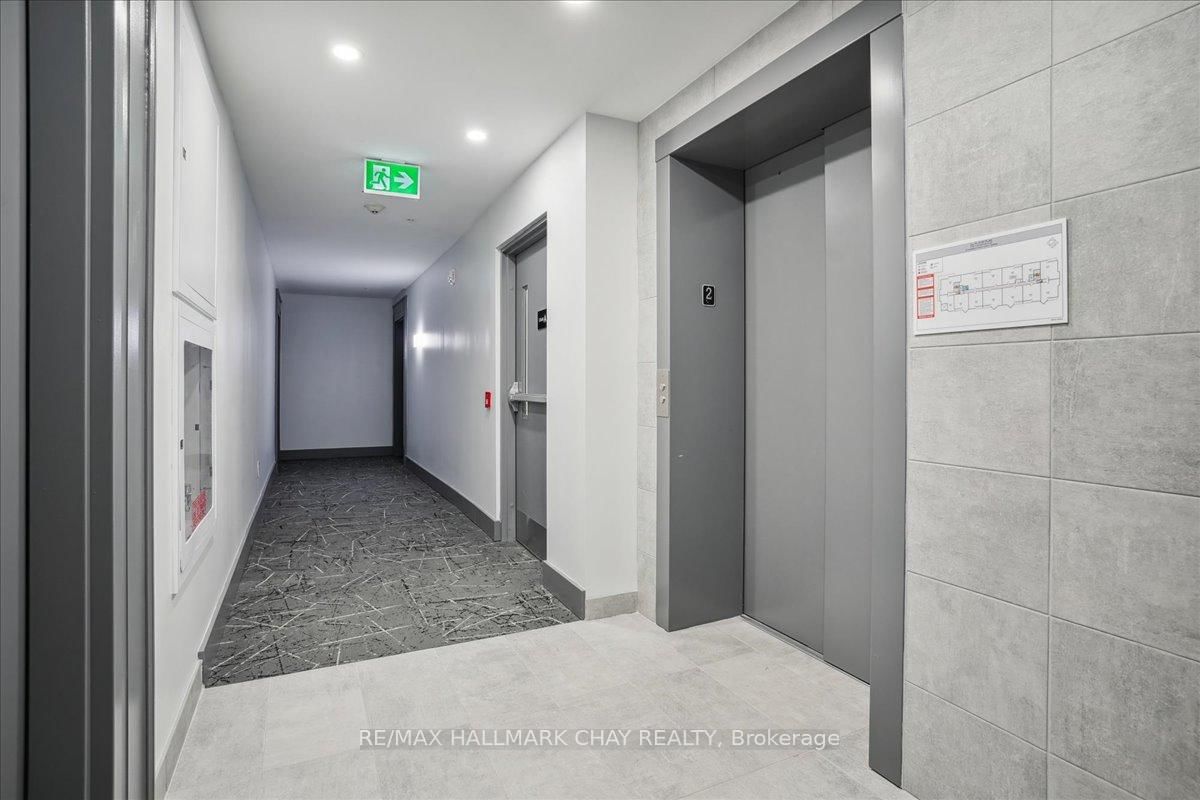 30 Hanmer Street W, Unit 501 - Photo 8