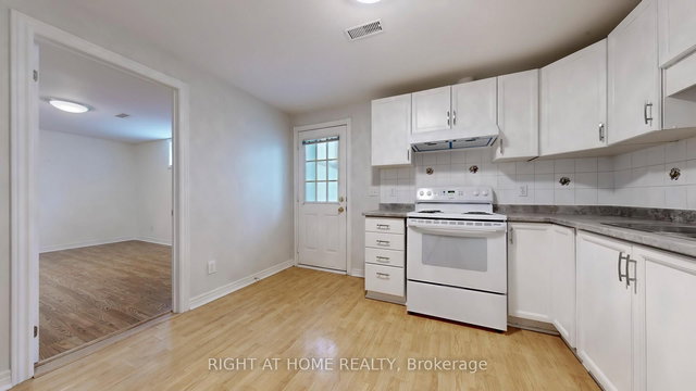 381 Leacock (Basement Drive