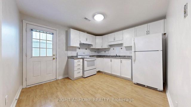 381 Leacock (Basement Drive