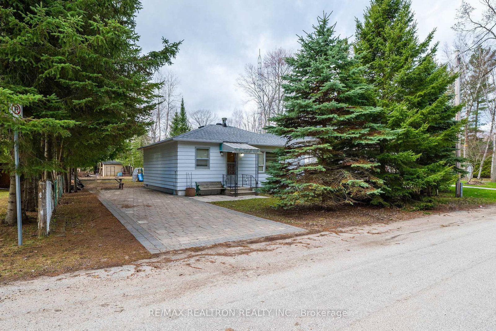 84 34TH Street North Street - Photo 2