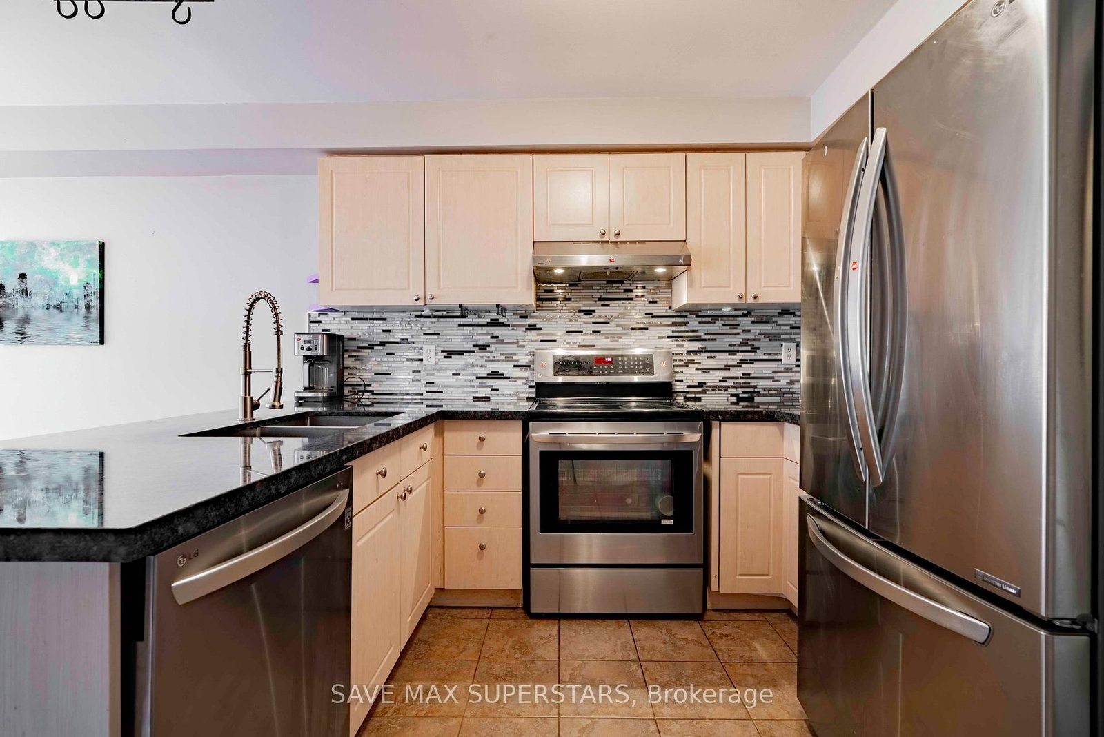 Detached House for sale at 63 Gore Drive, Barrie, Ontario, L4N 5R5 - Ardagh - MLS: S13021534