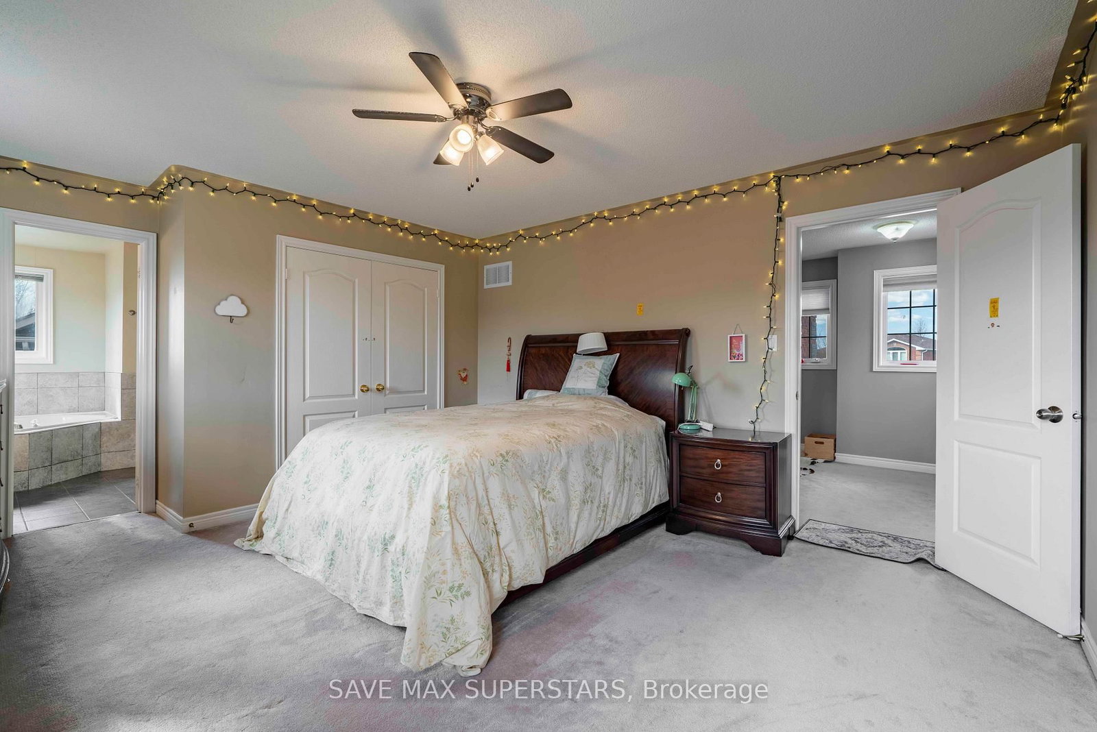 Detached House for sale at 63 Gore Drive, Barrie, Ontario, L4N 5R5 - Ardagh - MLS: S13021534