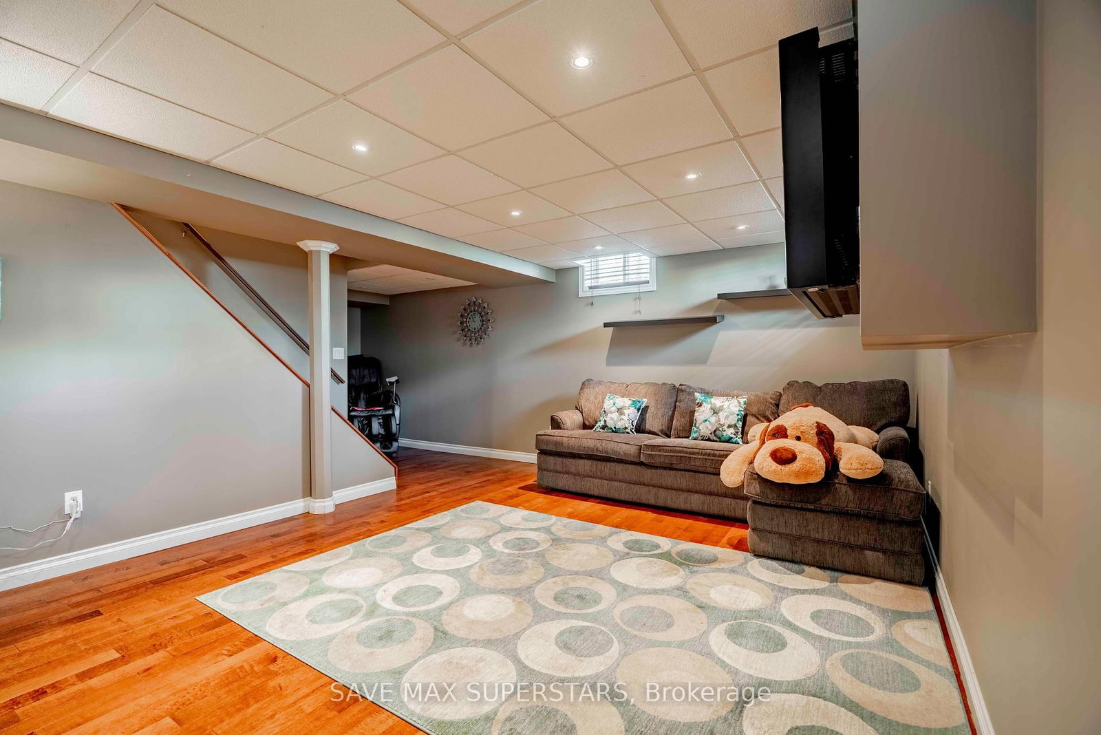 Detached House for sale at 63 Gore Drive, Barrie, Ontario, L4N 5R5 - Ardagh - MLS: S13021534