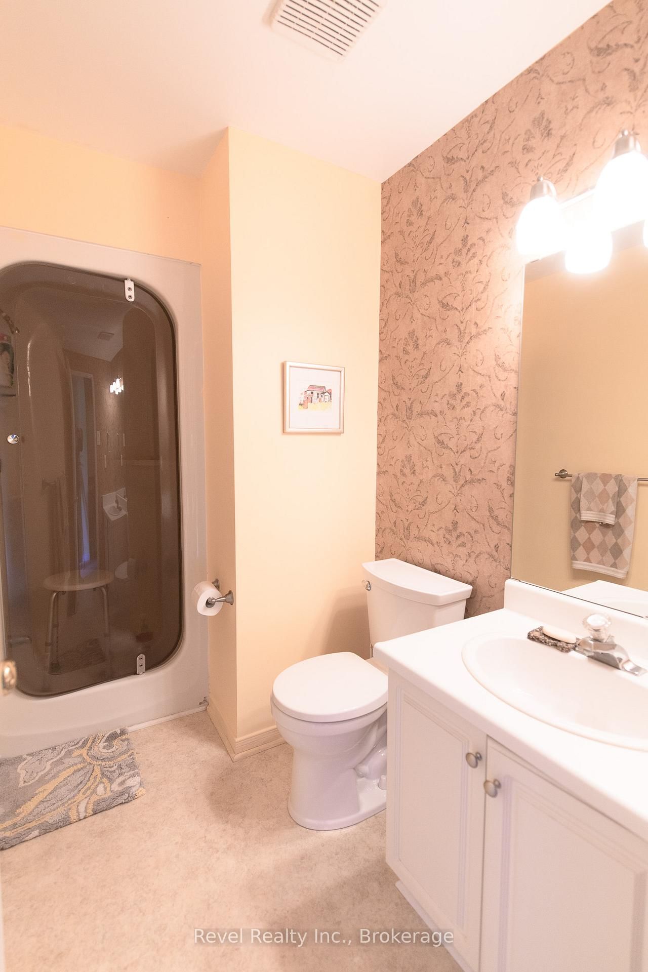 145 Fairway Crescent, Unit 51 - Photo 9