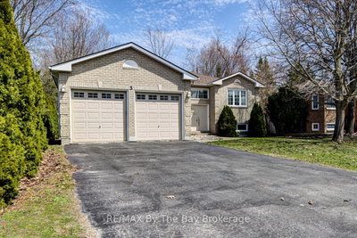 3 Evergreen Cres | Wasaga Beach | Image