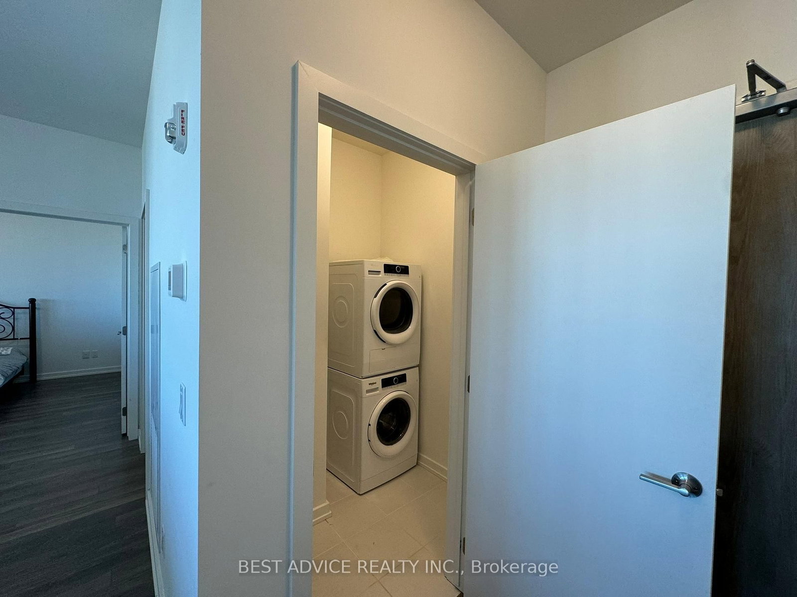 21 Matchedash Street S, Unit 102 - Photo 13