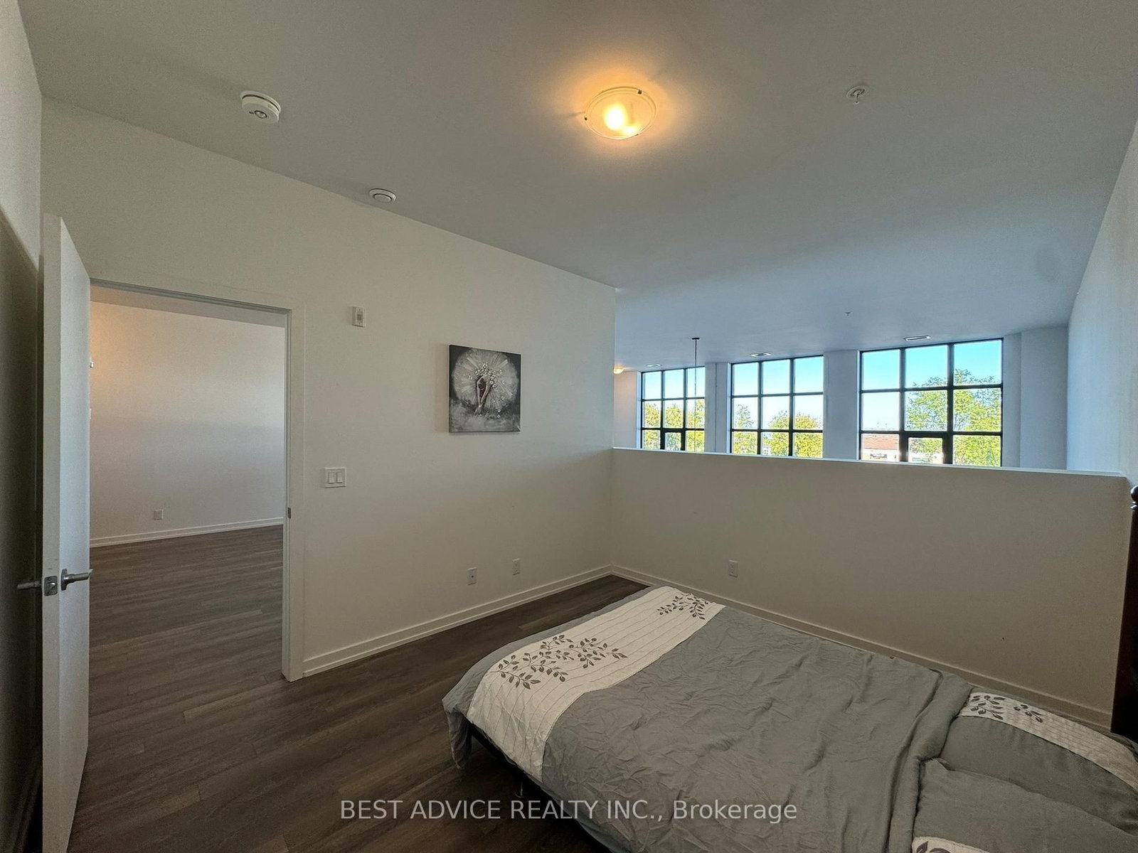 21 Matchedash Street S, Unit 102 - Photo 16