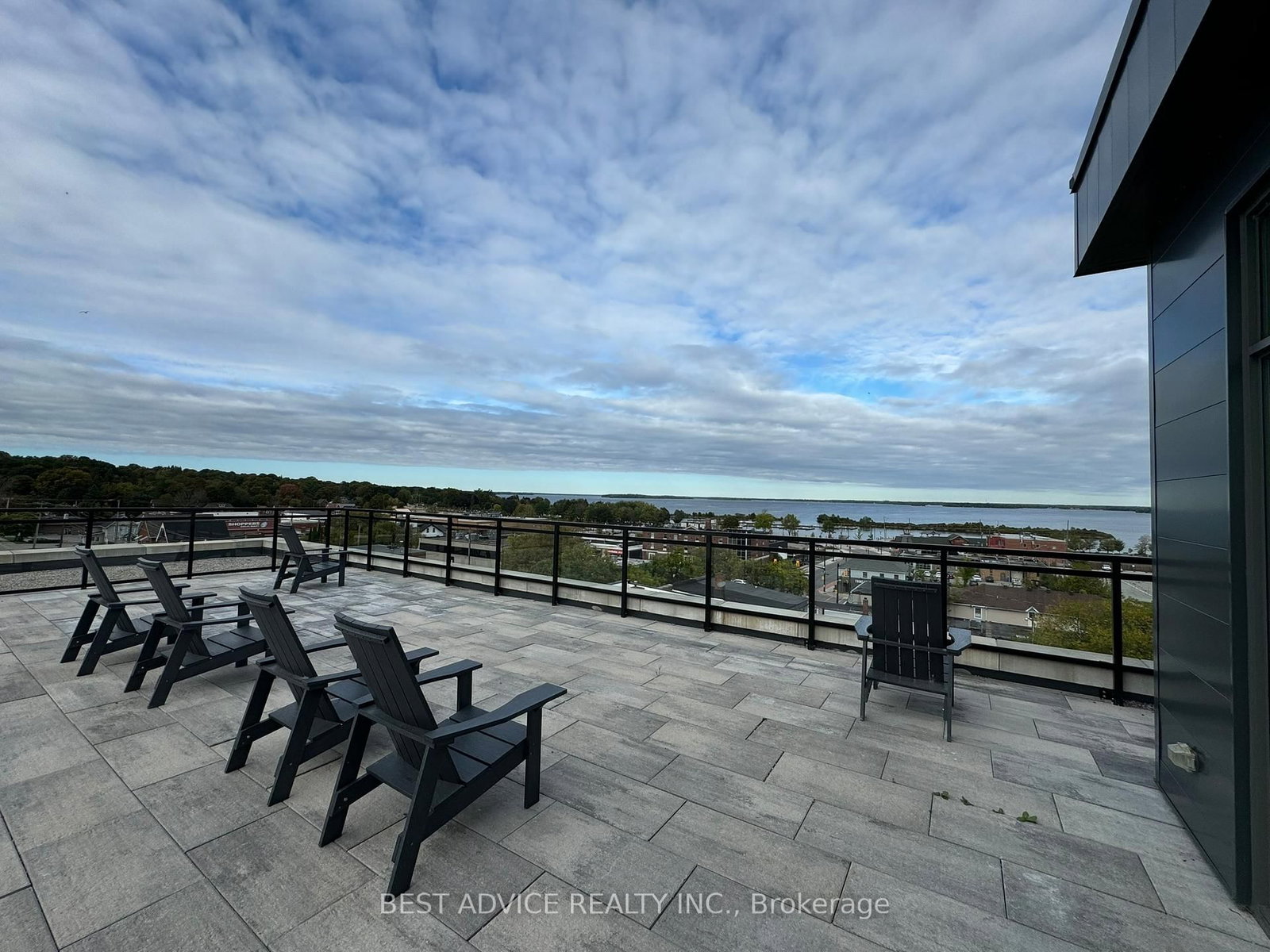 21 Matchedash Street S, Unit 102 - Photo 24