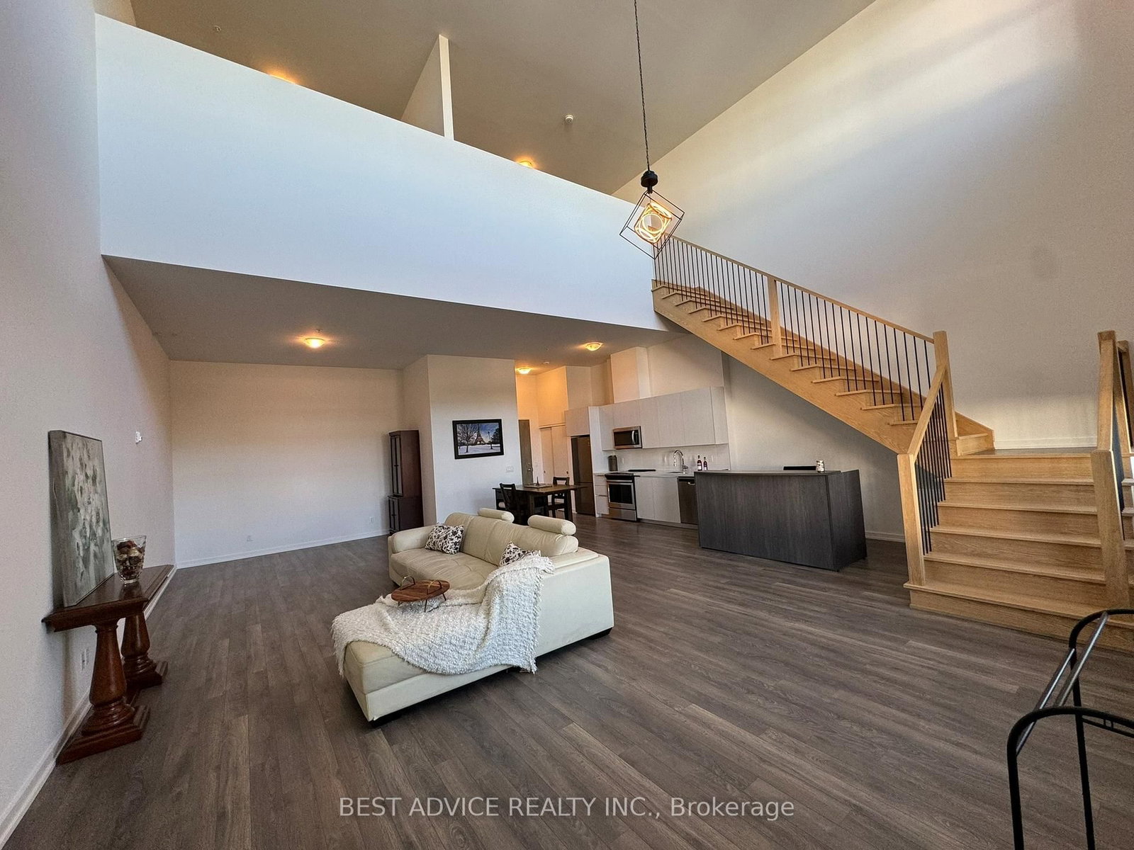 21 Matchedash Street S, Unit 102 - Photo 5