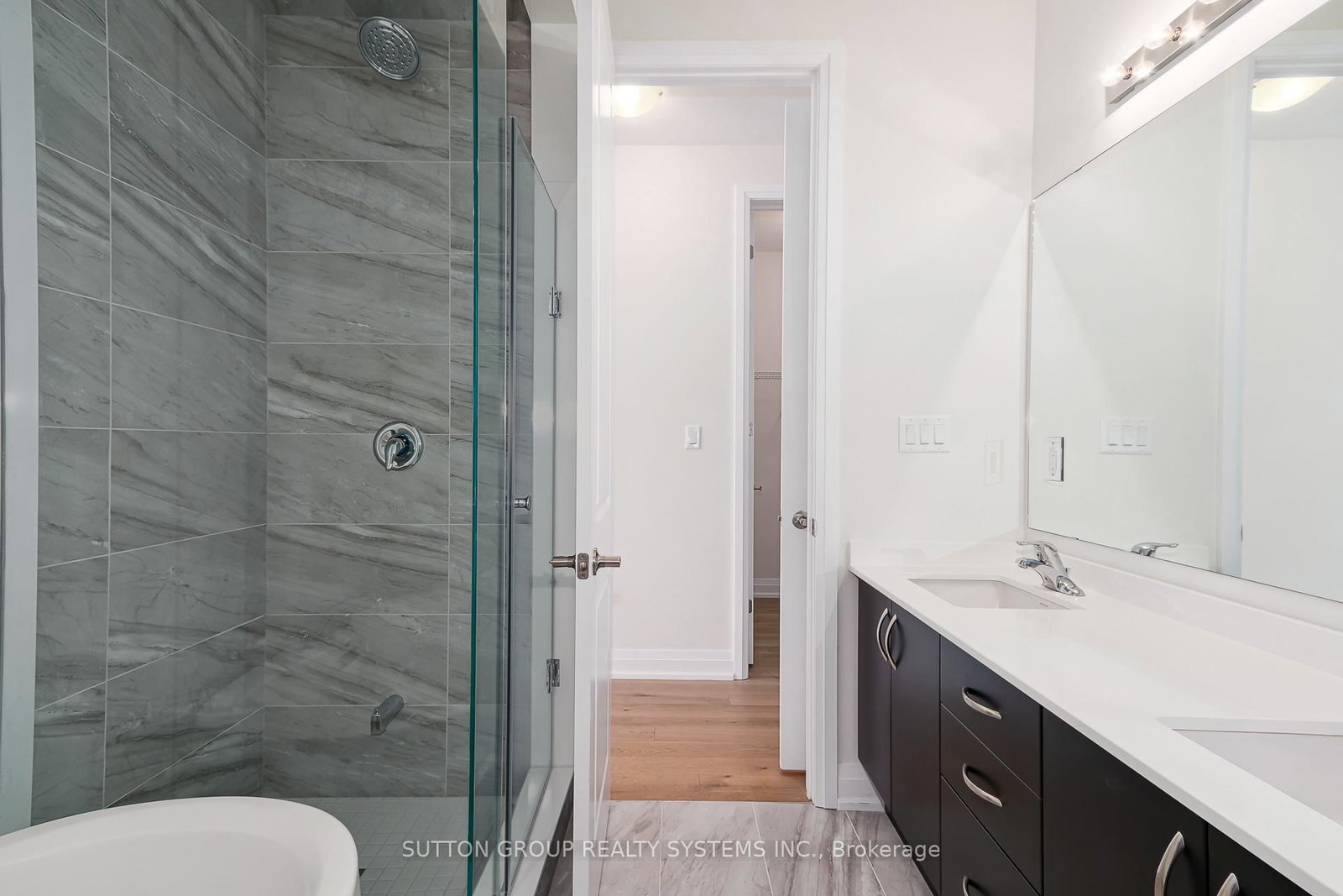 11 Sun Valley Avenue • Wasaga Beach, ON photo 27