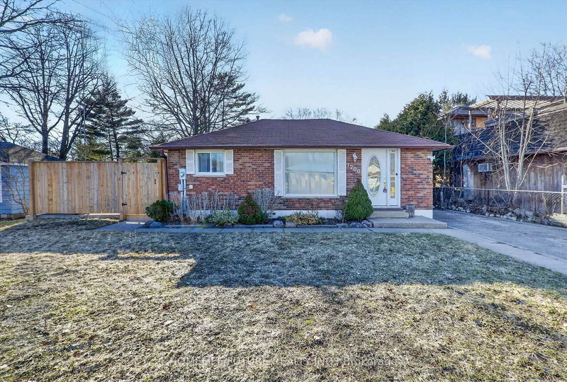 1200 Mosley St, Wasaga Beach, L9Z 2E7 | Image 2
