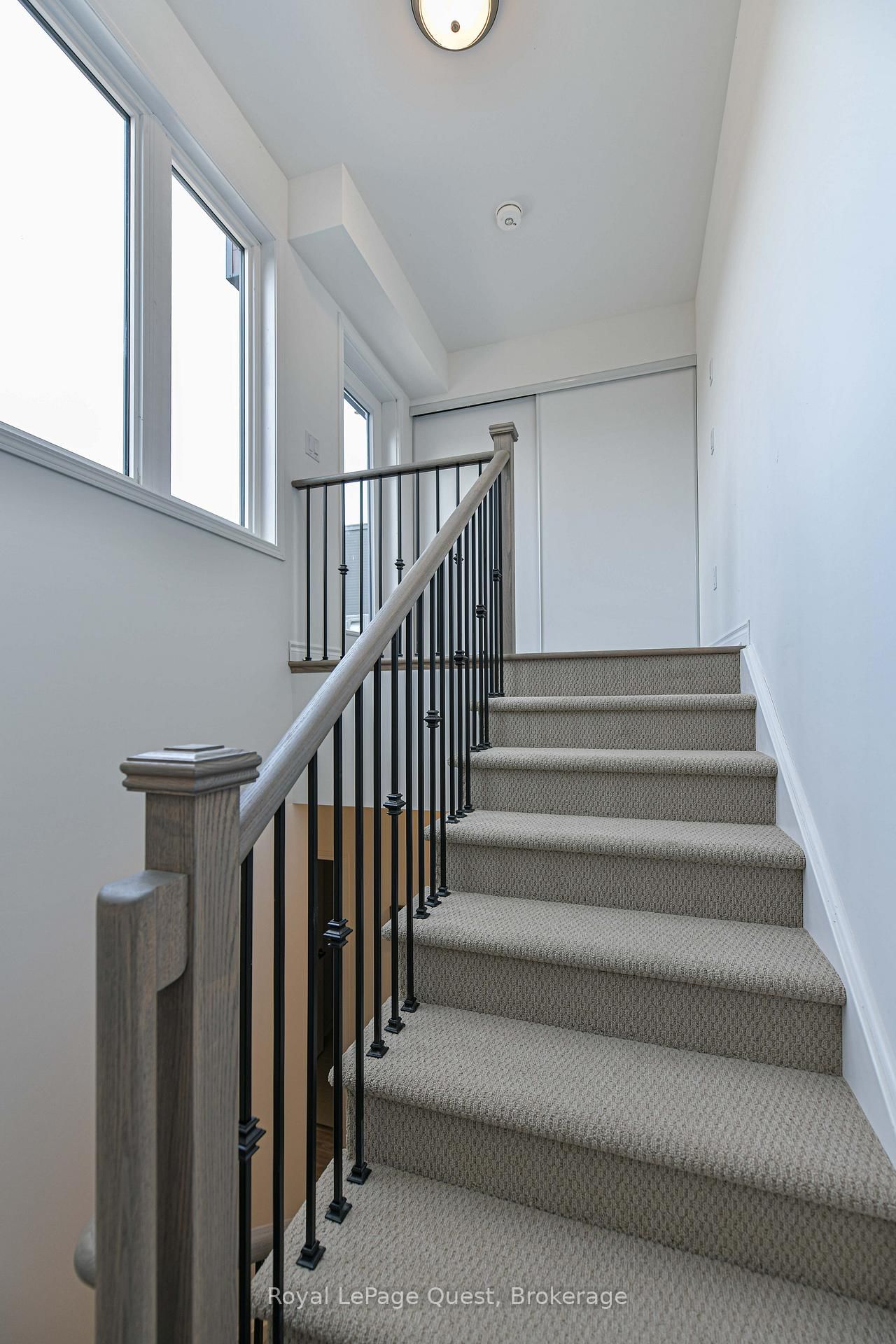 33 Wyn Wood Lane - Photo 34