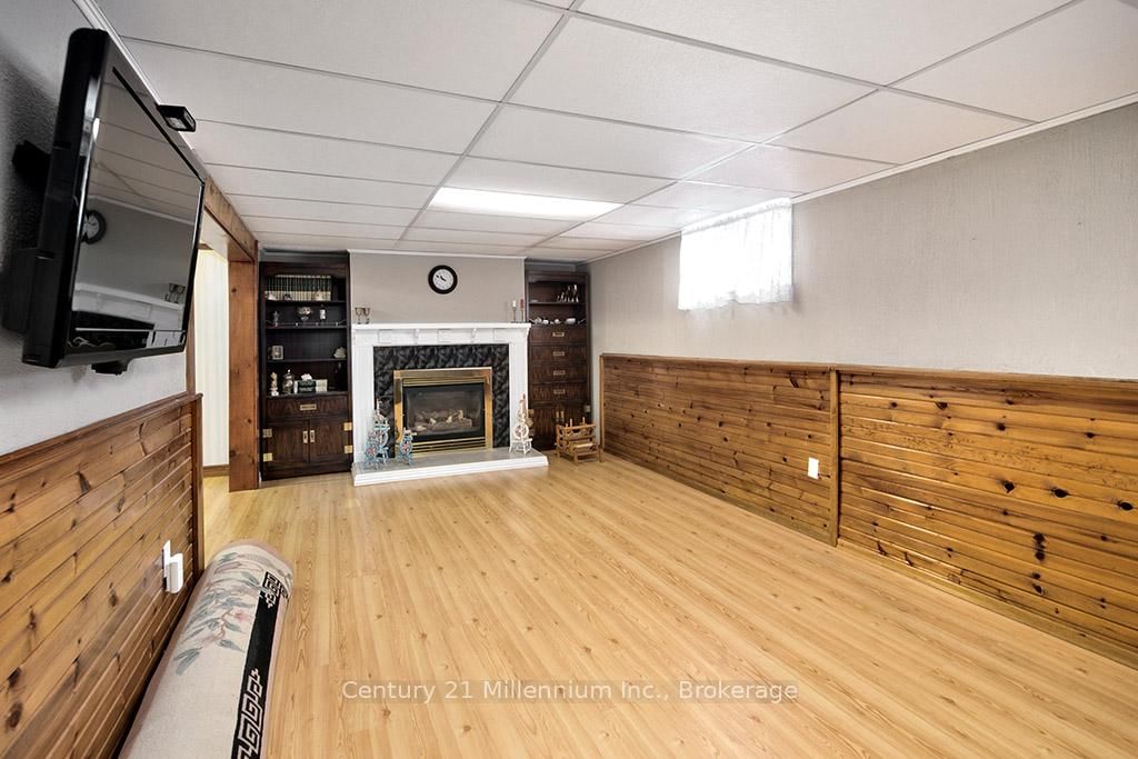 555 Spruce Street • Collingwood, ON photo 19