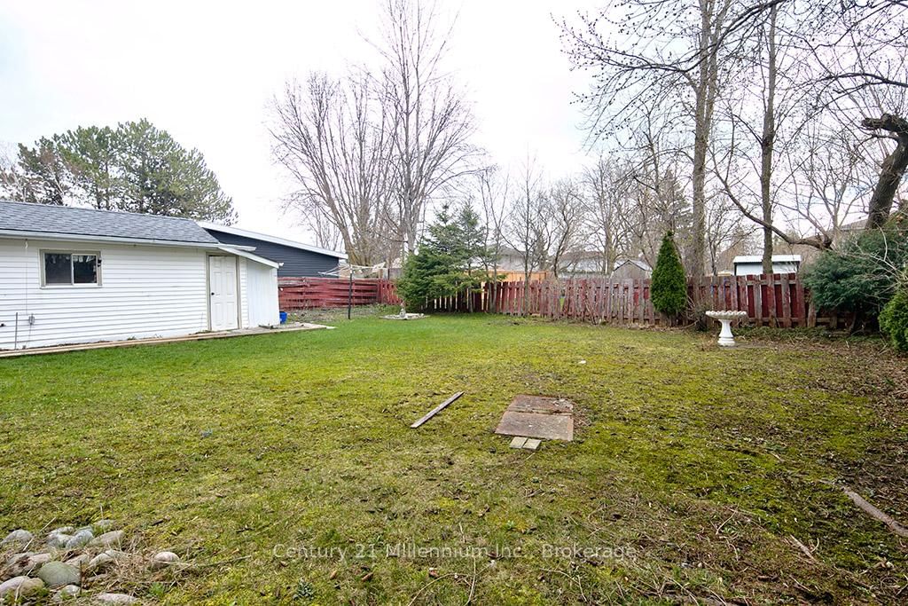 555 Spruce Street • Collingwood, ON photo 23