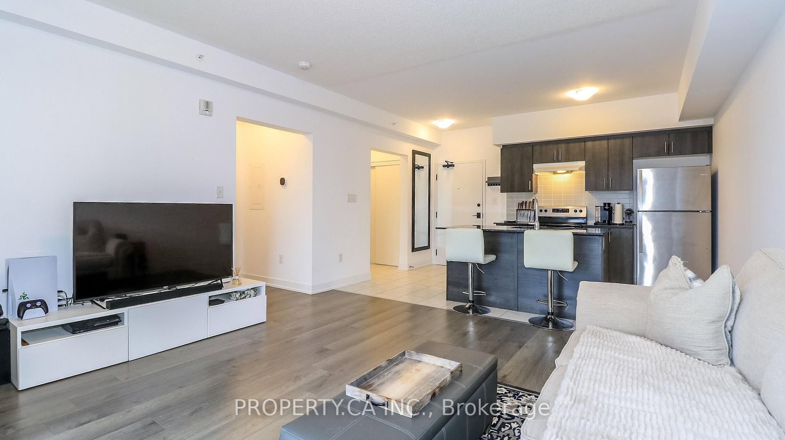 4 Spice Way, Unit 212 - Photo 6