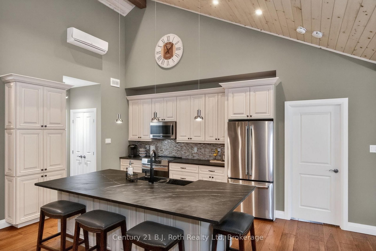 291 Concession Road 8 E • Tiny, ON photo 8