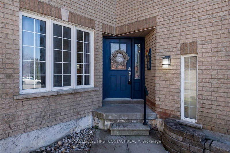 83 Violet St, Barrie, L4N 9N3 | Image 3