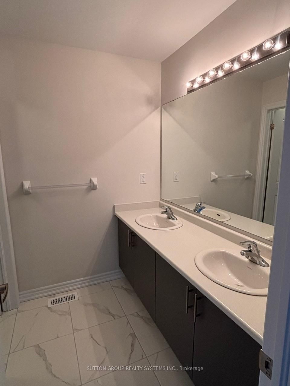 14 Federica Crescent - Photo 13