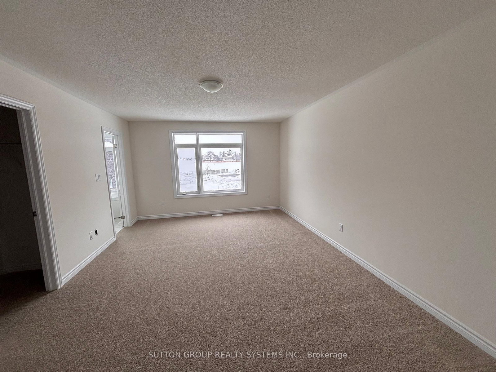 24 Federica Crescent - Photo 6