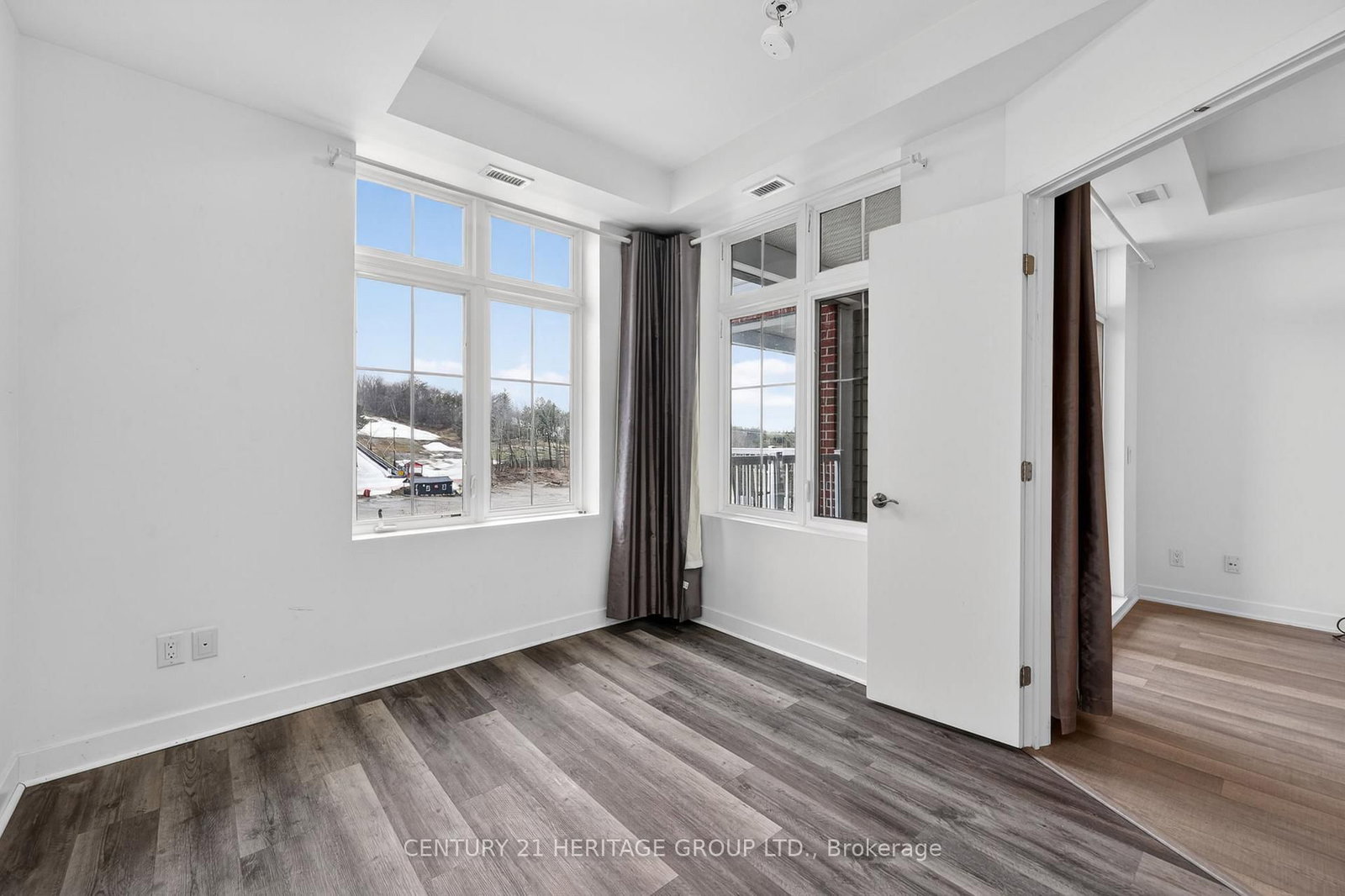 40 Horseshoe Boulevard, Unit 305 - Photo 17