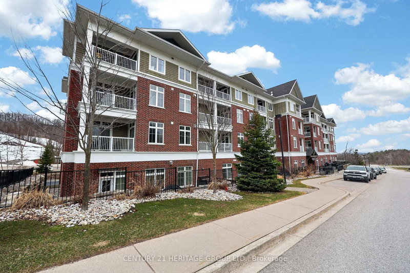 305 - 40 Horseshoe Blvd, Oro-Medonte, L4M 4Y8 | Image 2