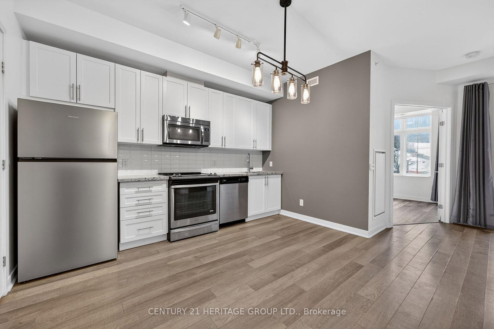 40 Horseshoe Boulevard, Unit 305 - Photo 7