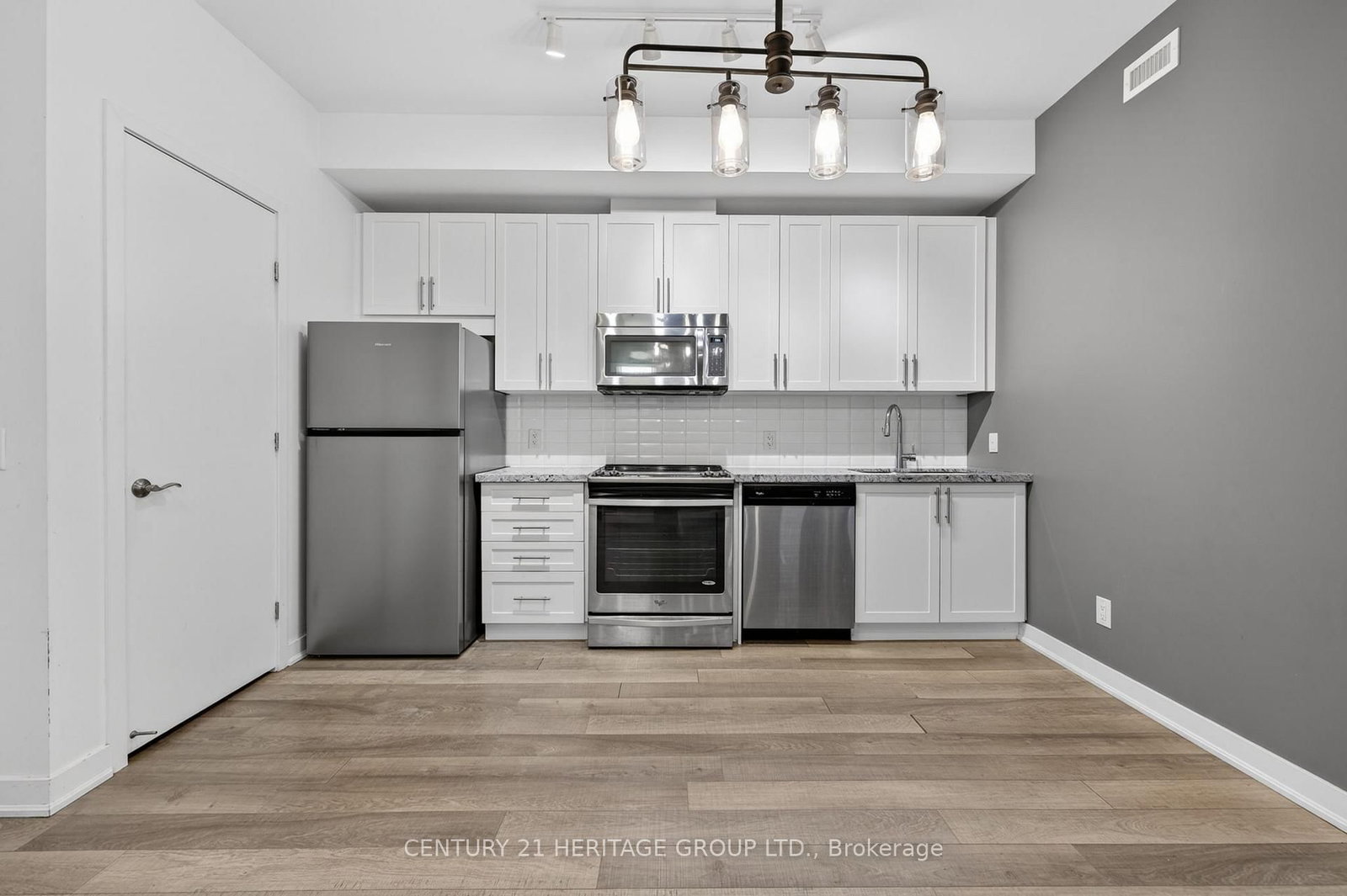 40 Horseshoe Boulevard, Unit 305 - Photo 9