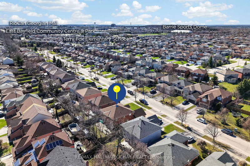 67 Livia Herman Way, Barrie, L4M 6X2 | Image 2