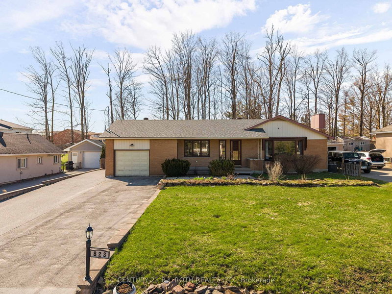 823 Essa Rd, Barrie, Ontario