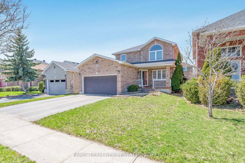 18 Balmoral Pl, Barrie, L4N 0Y9 | Image 3