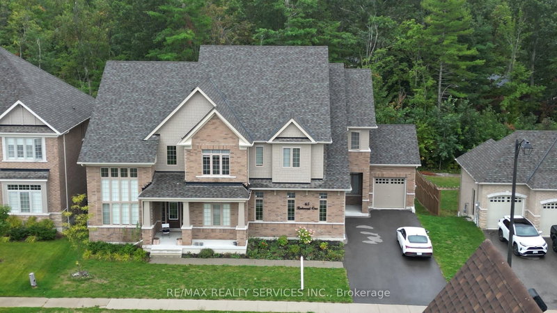 65 Redmond Cres, Springwater, L9X 1Z8 | Image 3