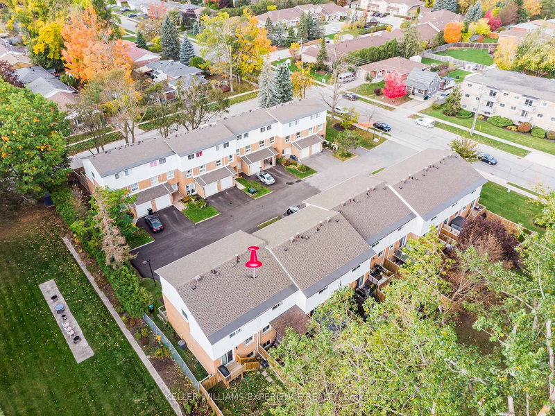 8 - 237 Steel St, Barrie, L4M 2H1 | Image 2