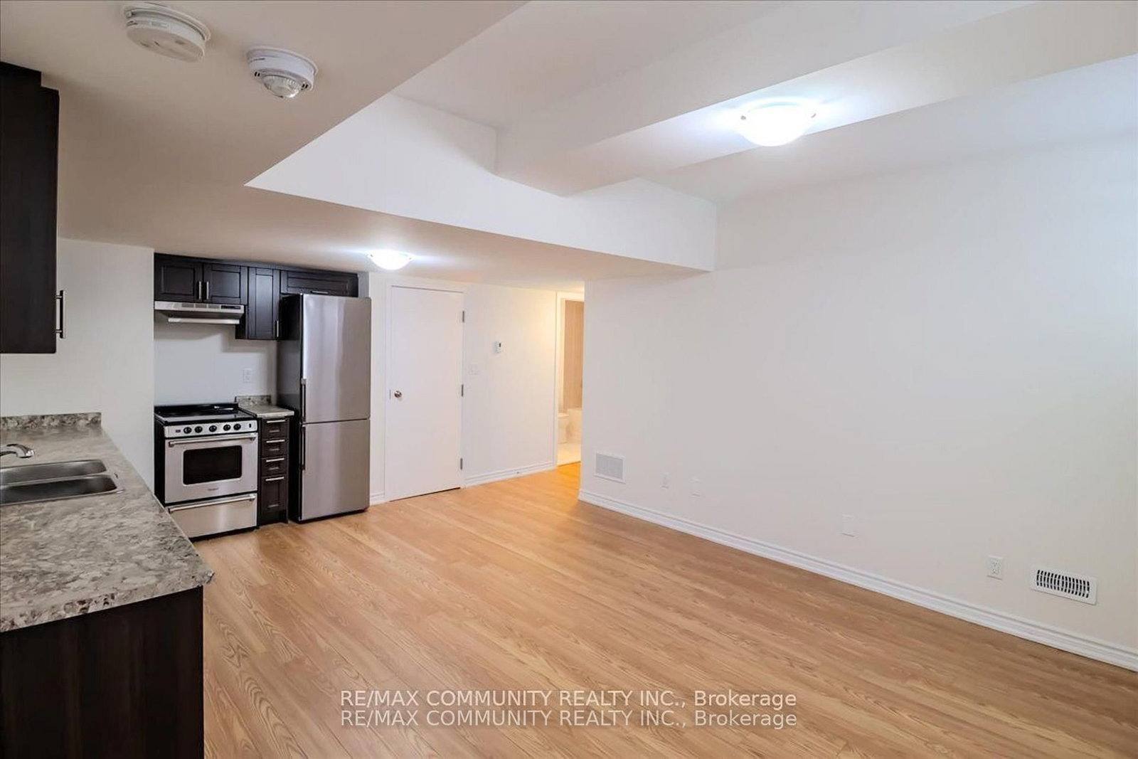 44 Bannister Road, Unit Basement - Photo 4