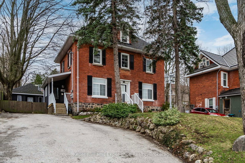 166 Sixth St, Midland, L4R 3X6 | Image 2