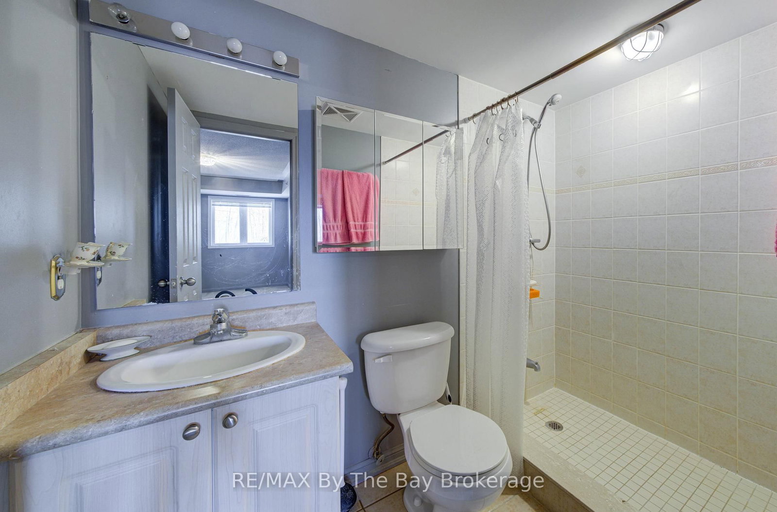 16 Westbury Road, Unit 202 - Photo 15