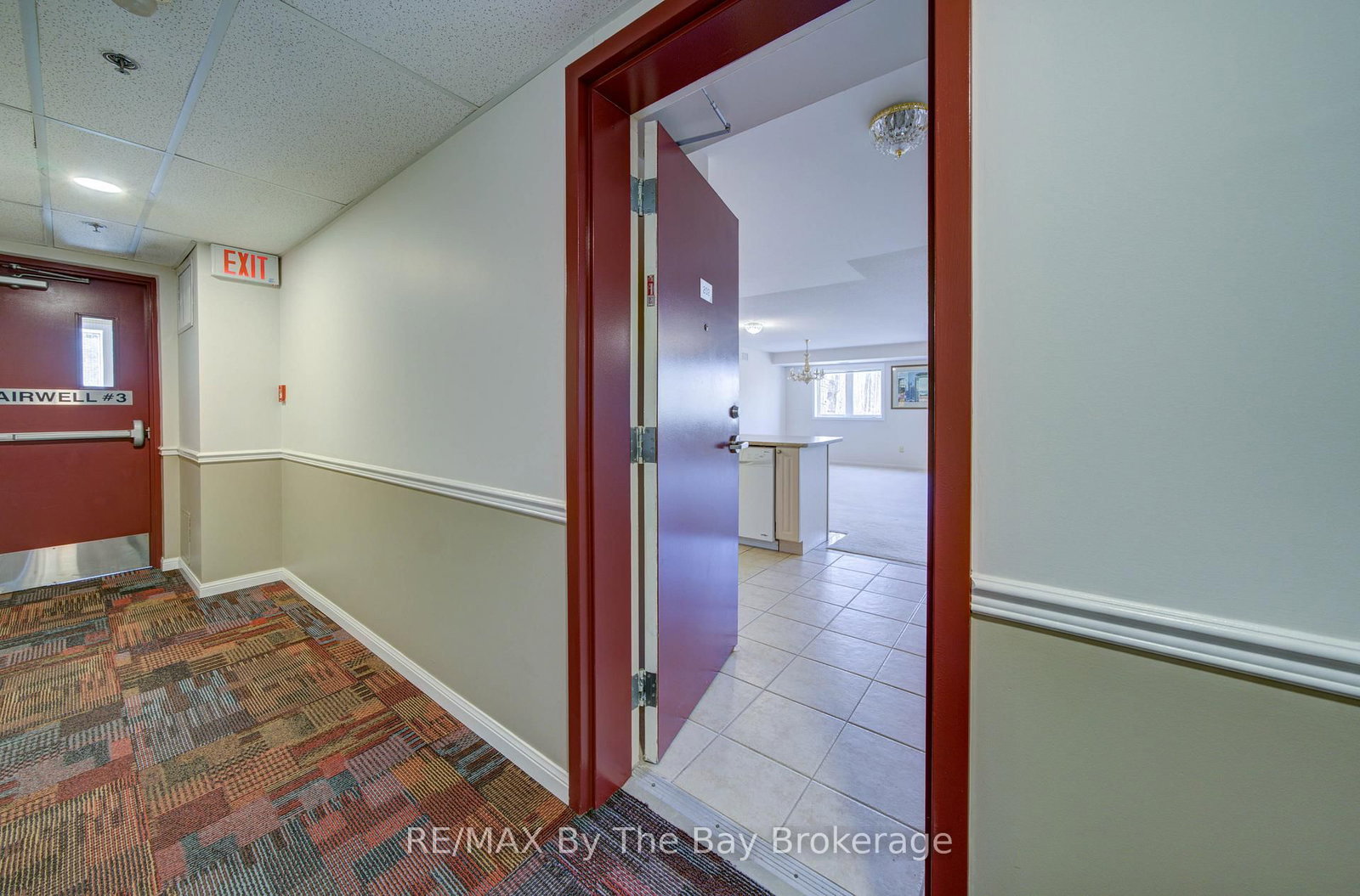 16 Westbury Road, Unit 202 - Photo 8