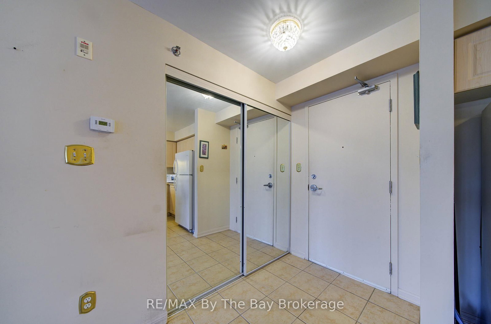 16 Westbury Road, Unit 202 - Photo 9