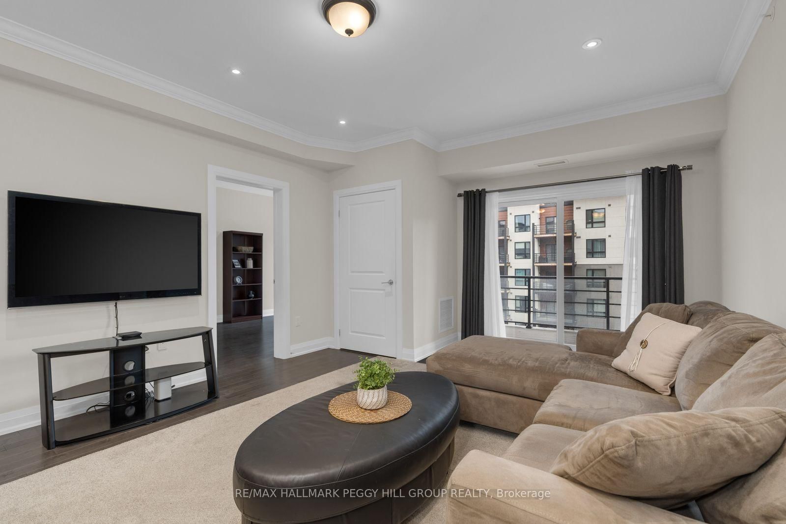 306 Essa Road, Unit 407 - Photo 3