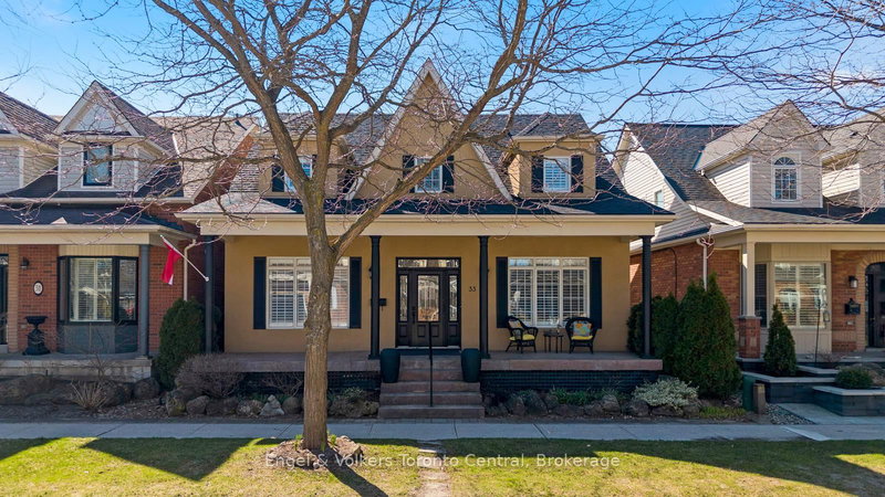 home for sale on 33 Callary Crescent